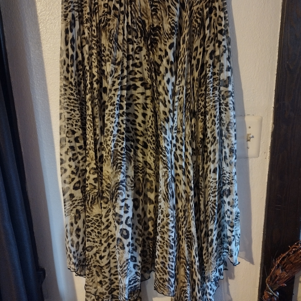 Allen B skirt